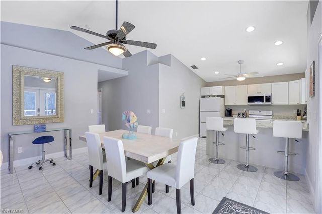 718 95th AVE N, Naples, FL 34108