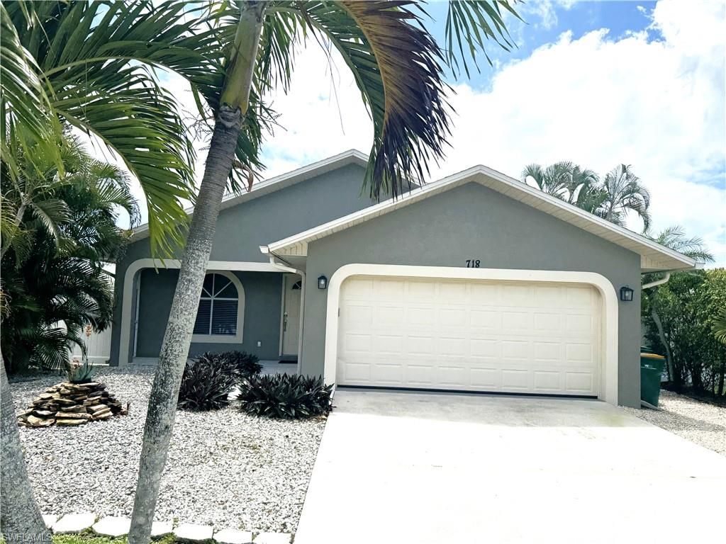 718 95th AVE N, NAPLES, FL 34108 — photo 3