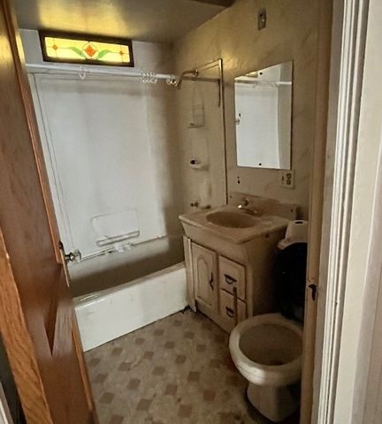 2722 Euclid Avenue, Berwyn, IL 60402