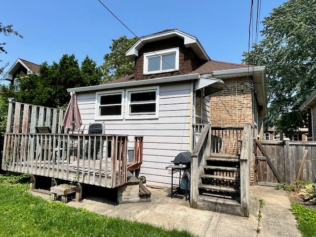 2722 Euclid Avenue, Berwyn, IL 60402