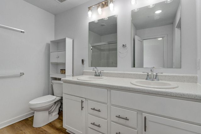 613 N Cheyenne Valley Road, Nixa, MO 65714