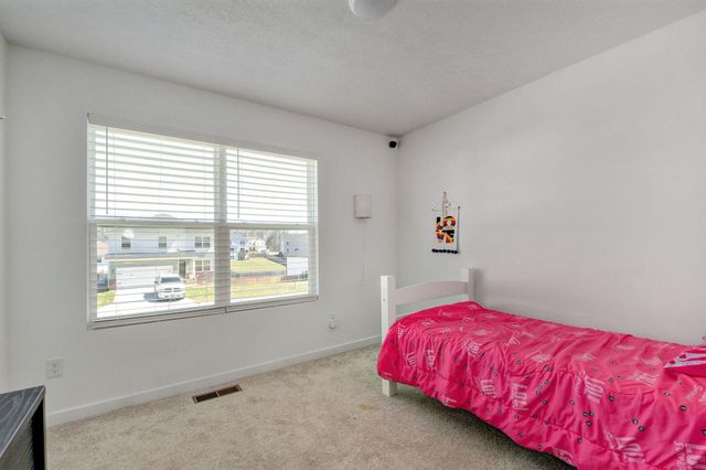 613 N Cheyenne Valley Road, Nixa, MO 65714