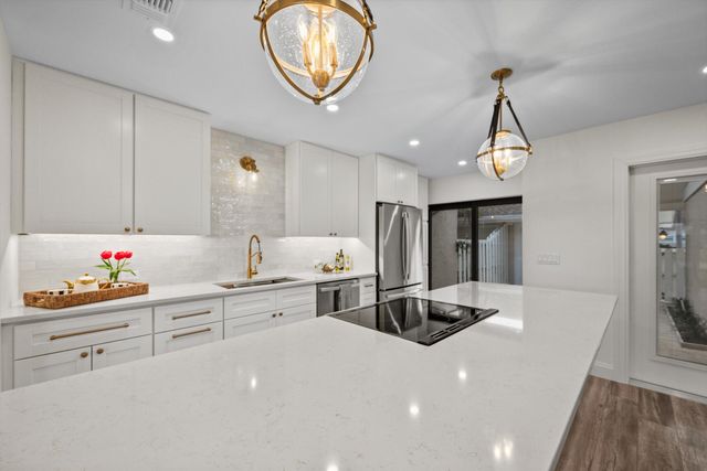 3733 Cape Pointe Circle, Jupiter, FL 33477