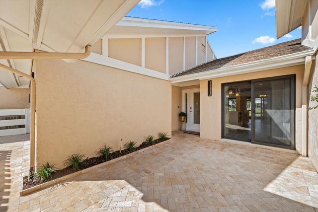 3733 Cape Pointe Circle, Jupiter, FL 33477