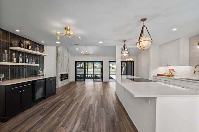 3733 Cape Pointe Circle, Jupiter, FL 33477