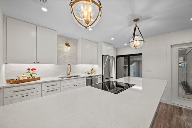 3733 Cape Pointe Circle, Jupiter, FL 33477