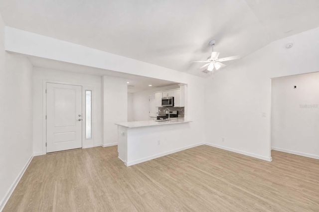 1106 EBLING LOOP, The Villages, FL 32163