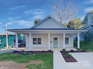 201 Armfield Street, Statesville, NC 28677