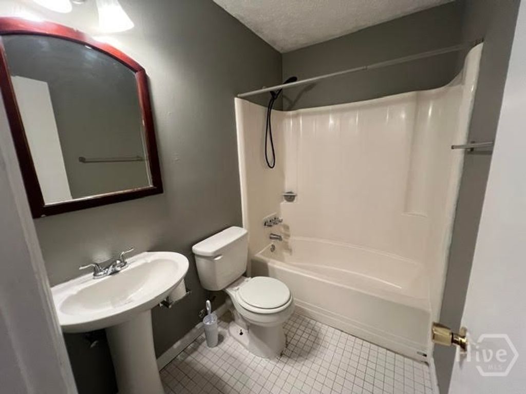 Image 16 of property listing at 2514 Howard Foss Court, Savannah, GA 31406
