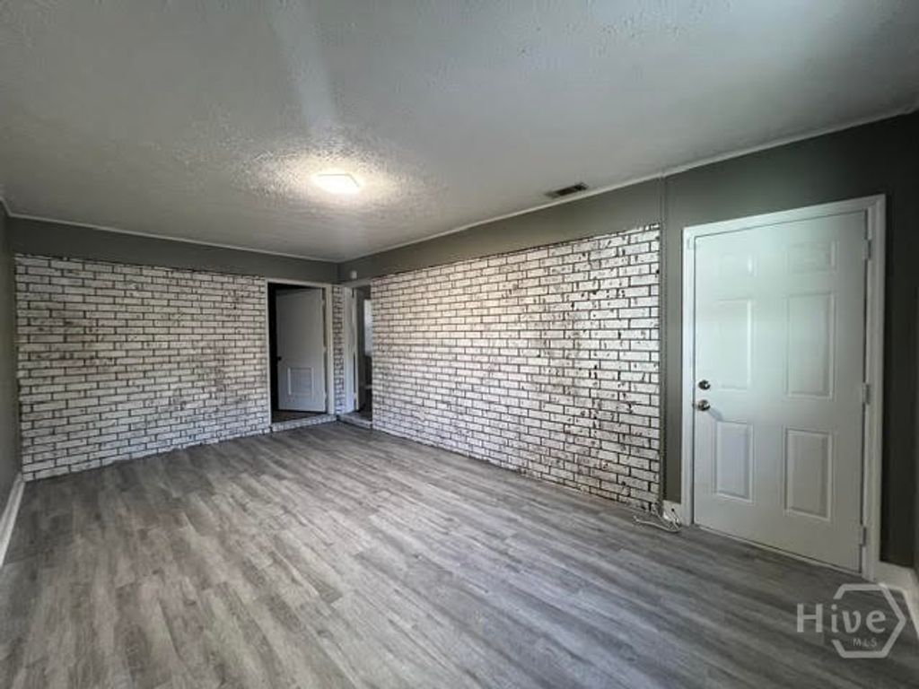 Image 4 of property listing at 2514 Howard Foss Court, Savannah, GA 31406