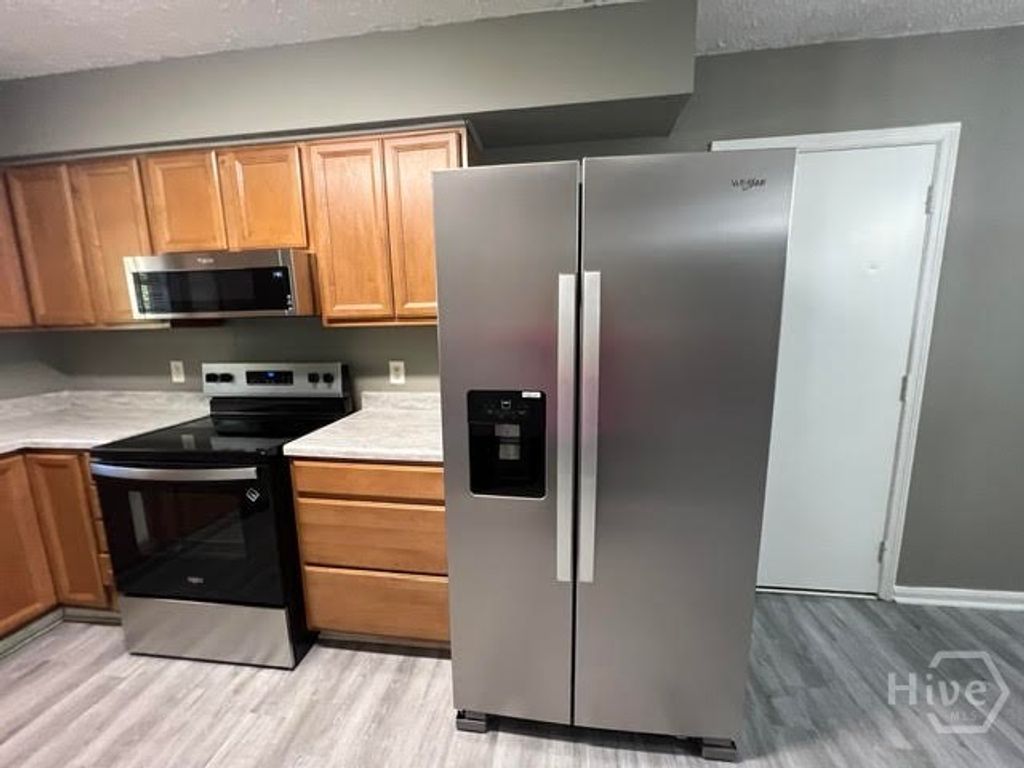 Image 8 of property listing at 2514 Howard Foss Court, Savannah, GA 31406