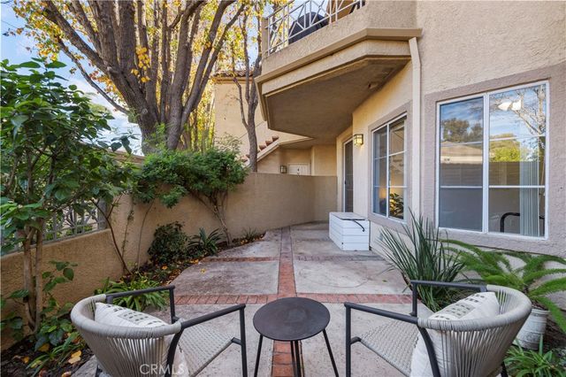 23839 Del Monte Drive 91, Valencia, CA 91355