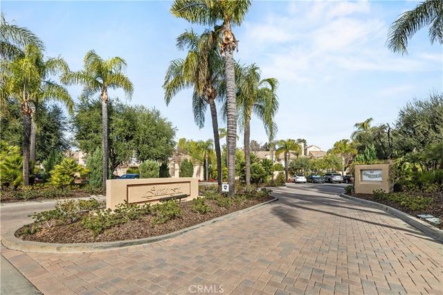 23839 Del Monte Drive 91, Valencia, CA 91355