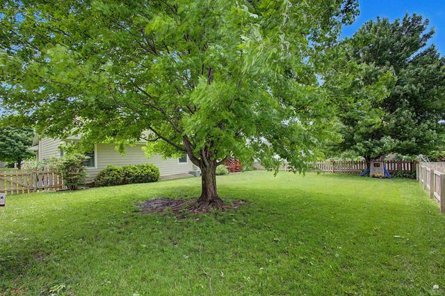9111 Cara's Way, Manhattan, KS 66502