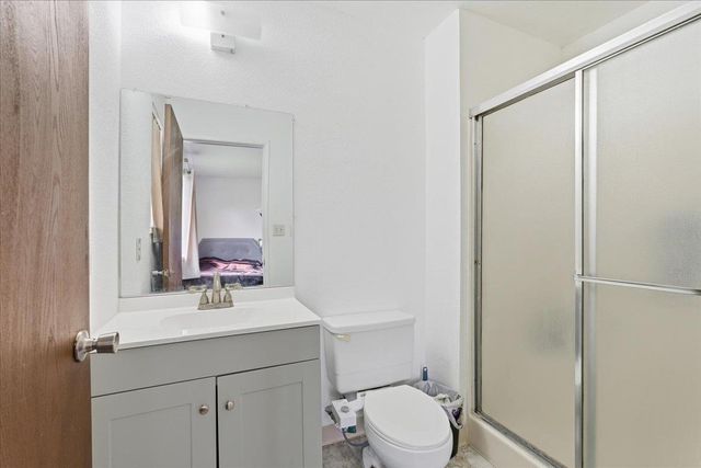 2003 Chambord Dr, Stockton, CA 95210