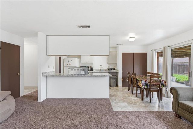 2003 Chambord Dr, Stockton, CA 95210