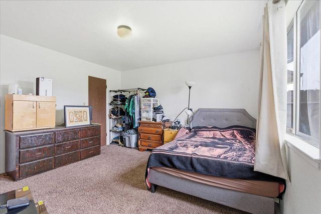 2003 Chambord Dr, Stockton, CA 95210