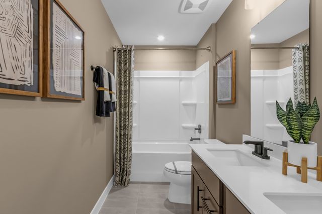 1009 Harwell Ln, Murfreesboro, TN 37128
