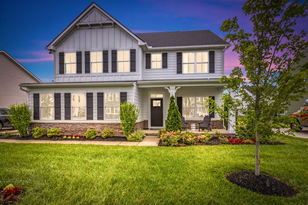 1009 Harwell Ln, Murfreesboro, TN 37128