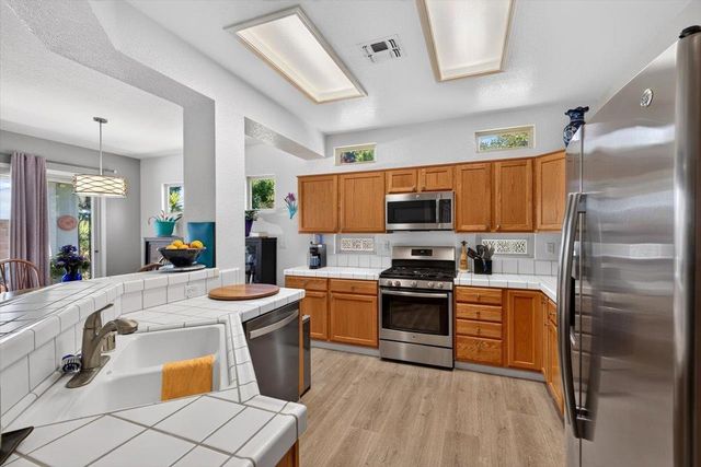 1772 Farmgate Ln, Lincoln, CA 95648