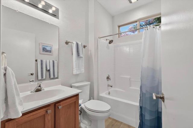 1772 Farmgate Ln, Lincoln, CA 95648