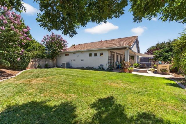 1772 Farmgate Ln, Lincoln, CA 95648