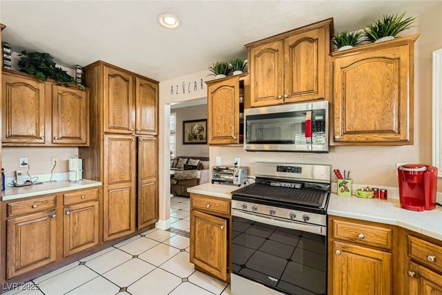 2635 Regency Cove Court, Las Vegas, NV 89121