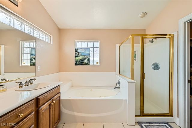 2635 Regency Cove Court, Las Vegas, NV 89121