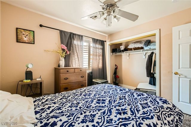 2635 Regency Cove Court, Las Vegas, NV 89121