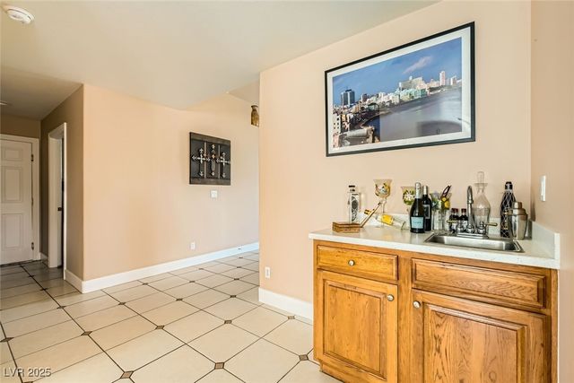 2635 Regency Cove Court, Las Vegas, NV 89121