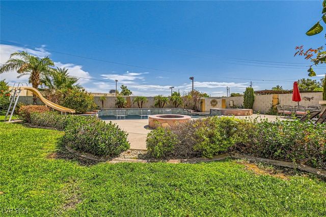 2635 Regency Cove Court, Las Vegas, NV 89121