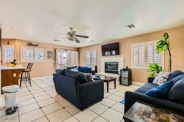 2635 Regency Cove Court, Las Vegas, NV 89121