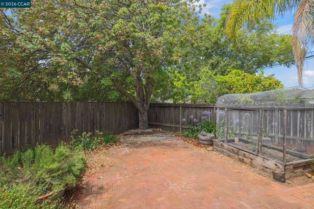3000 Montebello Ct, Concord, CA 94518