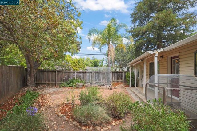 3000 Montebello Ct, Concord, CA 94518