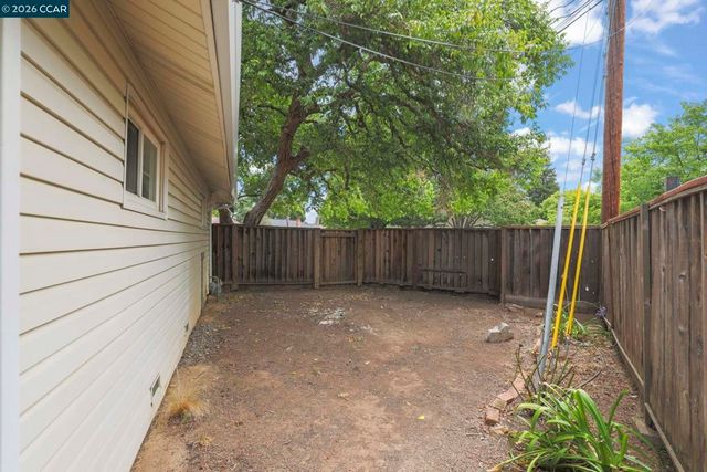 3000 Montebello Ct, Concord, CA 94518