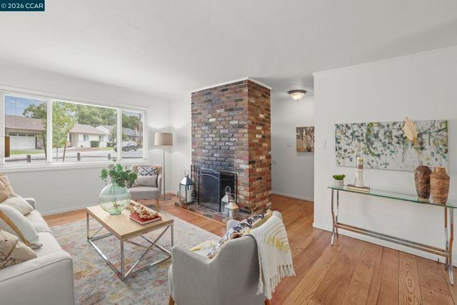 3000 Montebello Ct, Concord, CA 94518