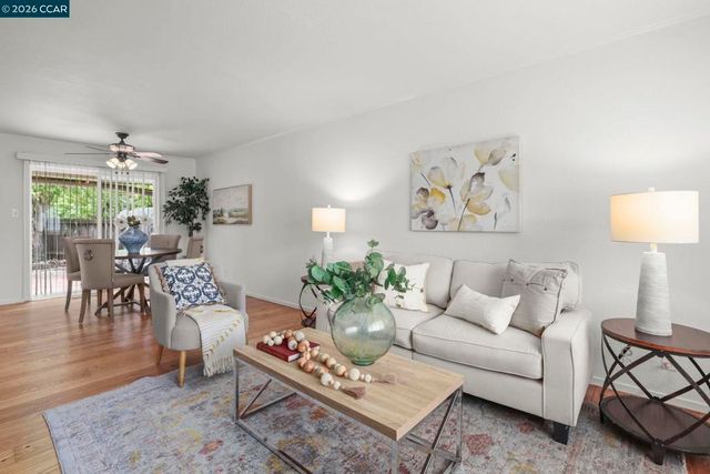 3000 Montebello Ct, Concord, CA 94518