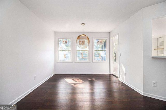 29 Greenwood Drive SW, Cartersville, GA 30120