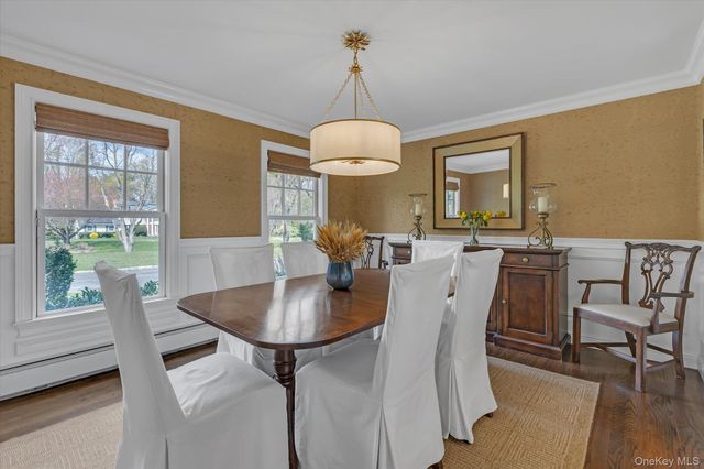 7 Shady Meadow Lane, Syosset, NY 11791