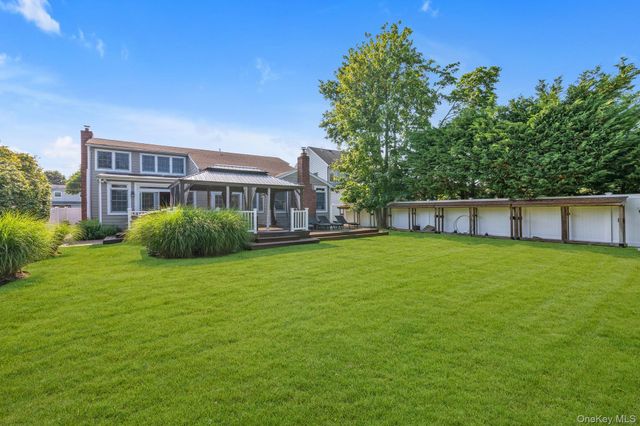 40 Frankel Road, Massapequa, NY 11758