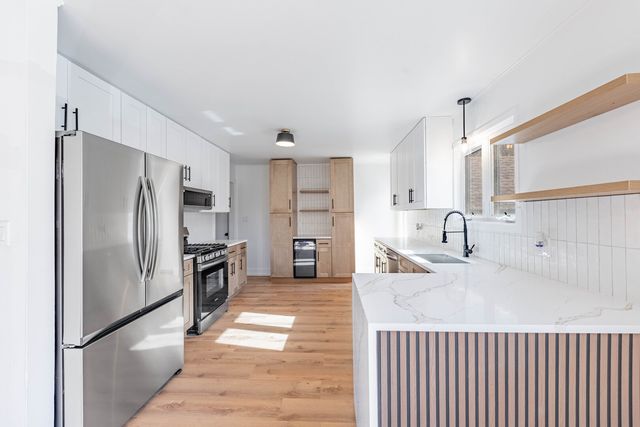 2N579 Bloomingdale Road, Glendale Heights, IL 60139