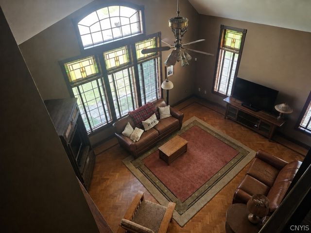 7705 Foxtail Pines, Clay, NY 13090
