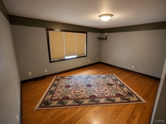 7705 Foxtail Pines, Clay, NY 13090