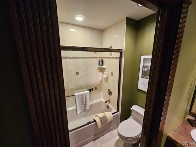 7705 Foxtail Pines, Clay, NY 13090