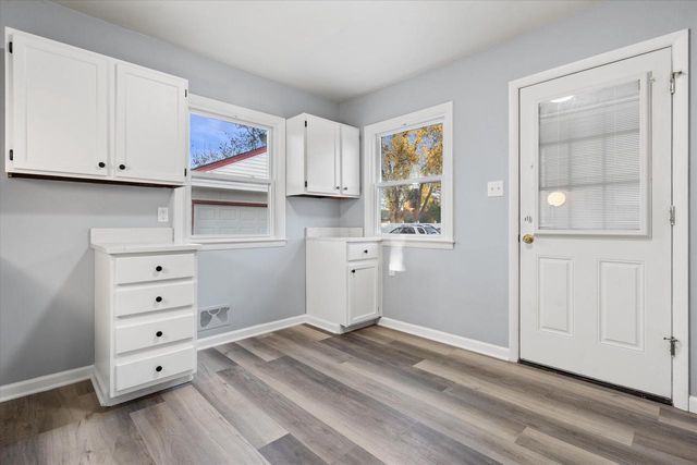 440 Gascoigne DRIVE, Waukesha, WI 53188