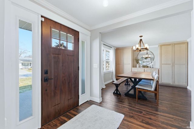 4002 Winterfield Run, Fort Wayne, IN 46804