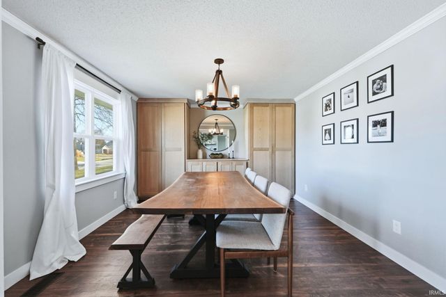 4002 Winterfield Run, Fort Wayne, IN 46804