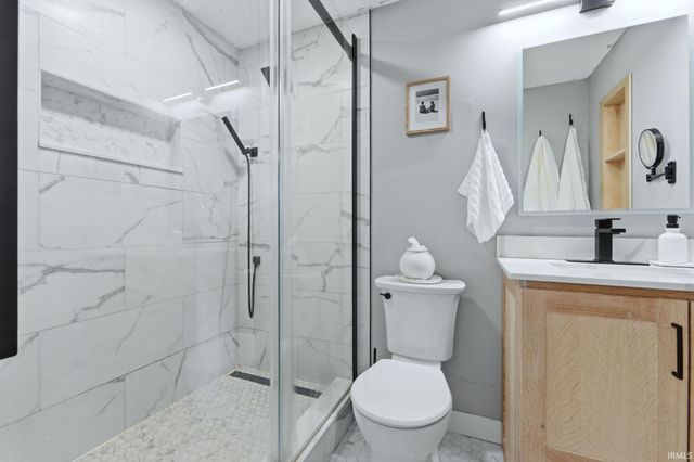 4002 Winterfield Run, Fort Wayne, IN 46804