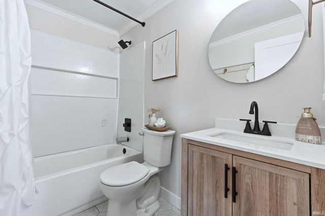 4002 Winterfield Run, Fort Wayne, IN 46804