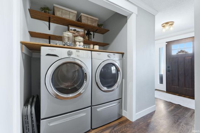 4002 Winterfield Run, Fort Wayne, IN 46804